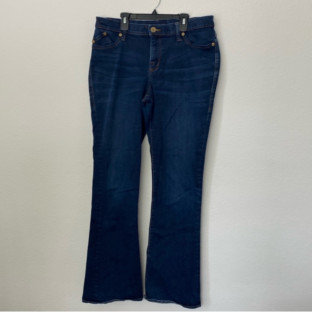 ROCK & REPUBLIC KENDRA Curvy bootcut SIZE 16 dark wash blue jeans